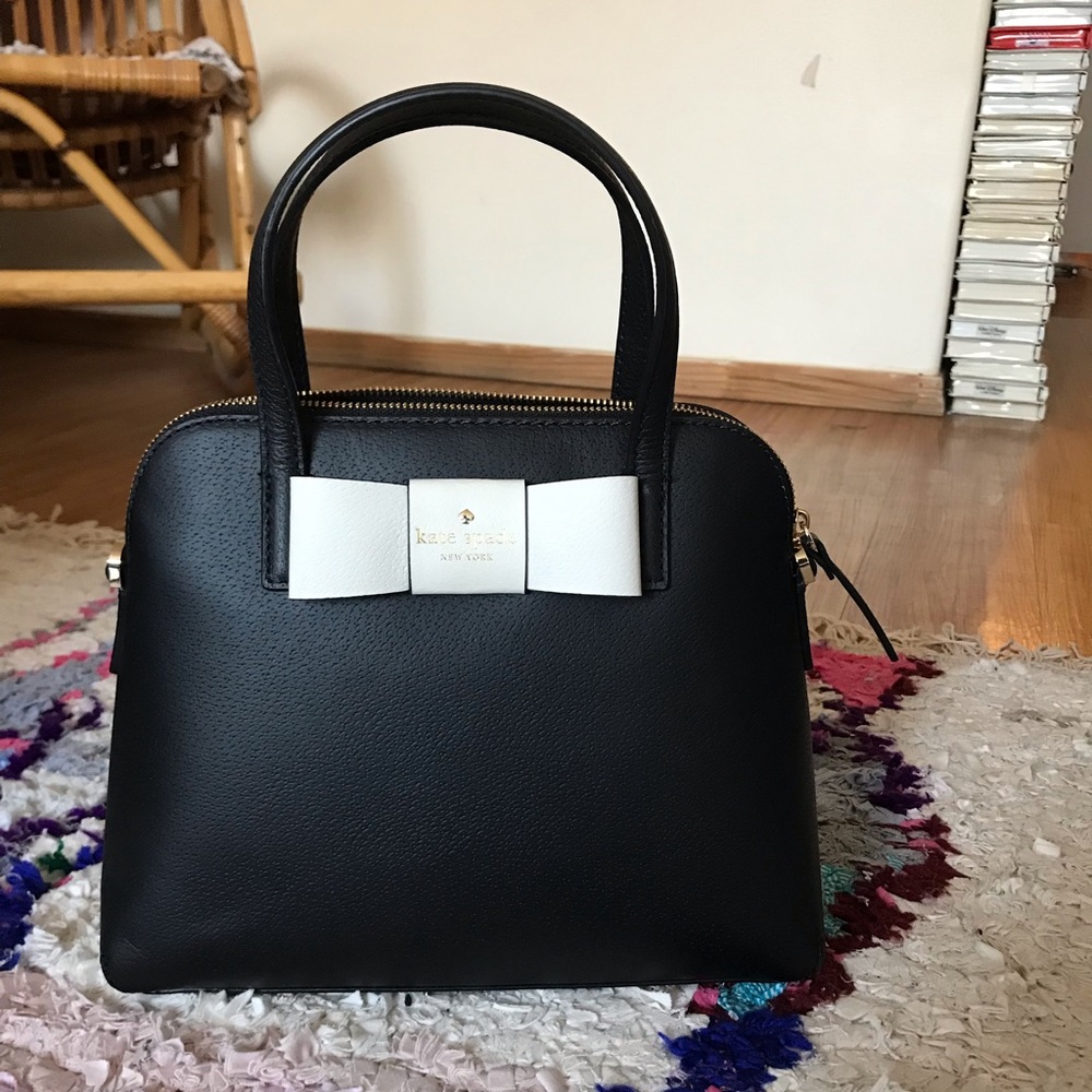 NEW Kate Spade Matthew Street Maise bag, white bow